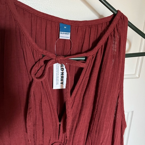 Old Navy Burgundy Sleeveless Dress - Picture 5 of 5